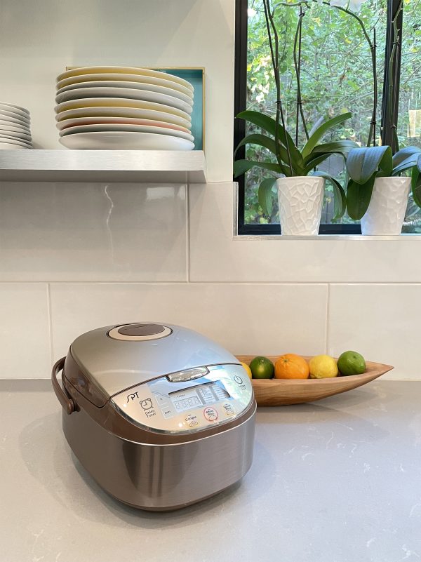 SPT RC-1808: 10杯多功能电饭锅